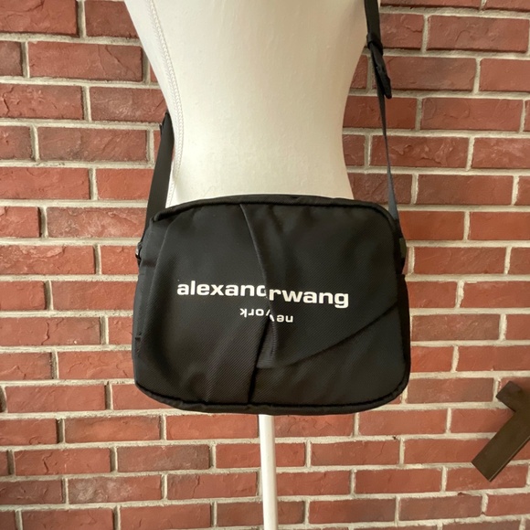Alexander Wang Wangsport Front Logo Crossbody Black Nylon Bag NWOT - Picture 1 of 16